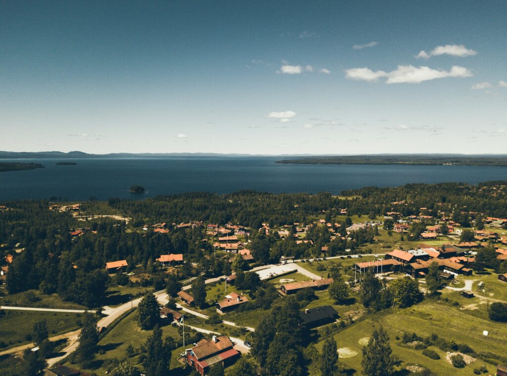 Experiencing Midsummer in Dalarna: A Cultural Guide